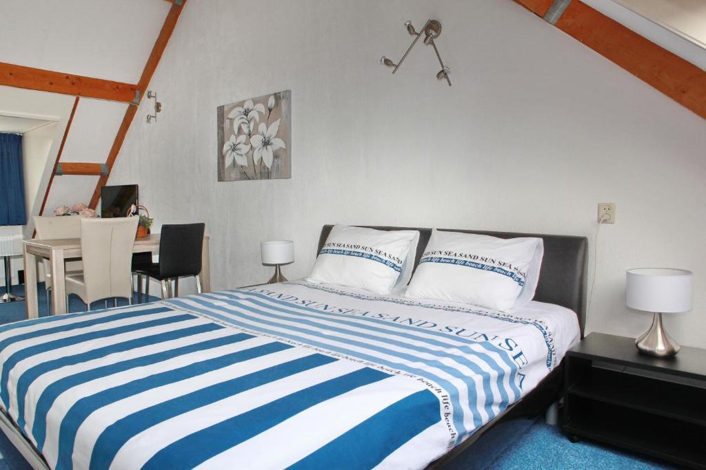Teska Bed & Breakfast Вейнендаал Стая снимка